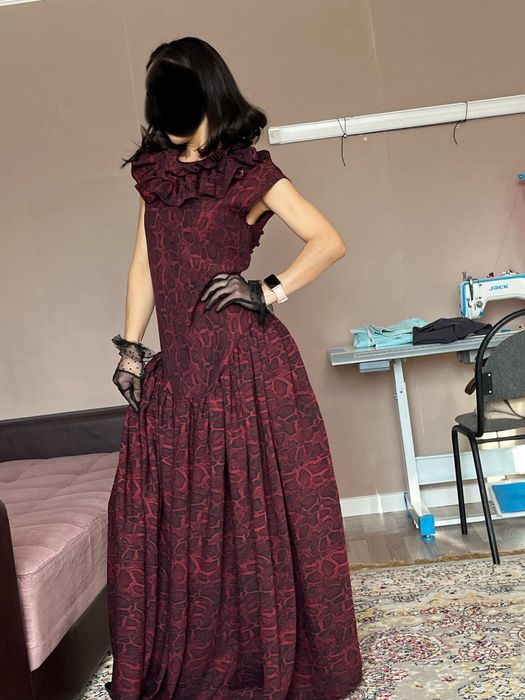 Платье на продажу