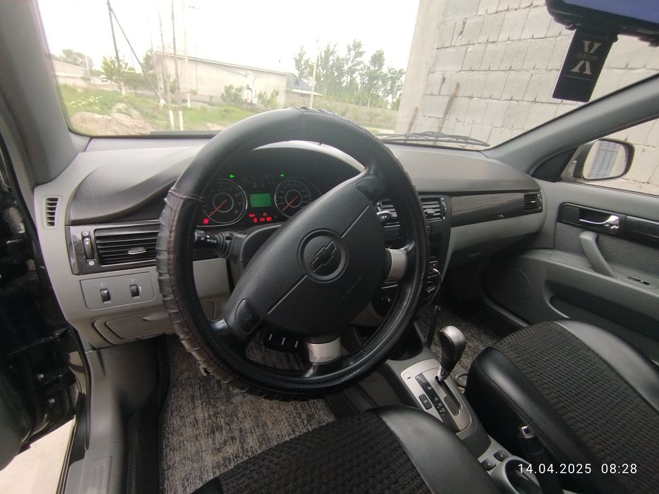 Жентра седан автомат