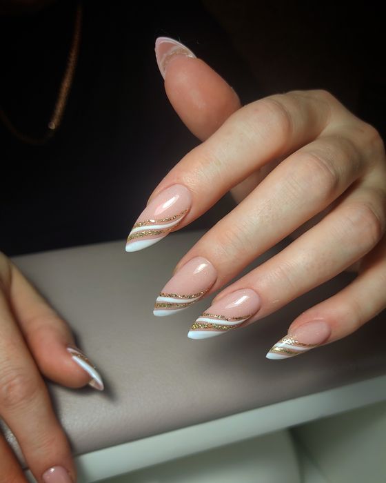 Маникюр комбинированный