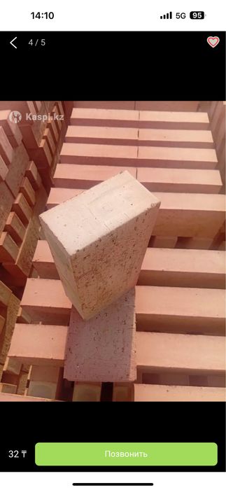 Красный жженый кирпич