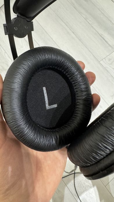 Наушники AKG K52