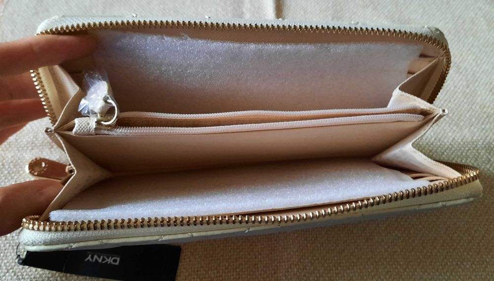 Ново, DKNY Eстествена Кожа портмоне/портфейл