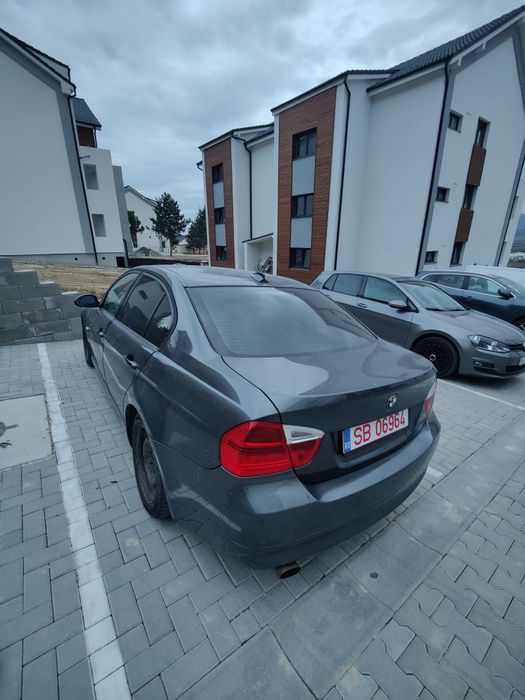BMW E90 318i  2006