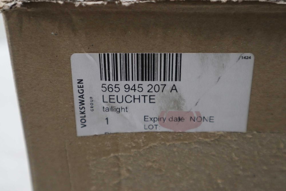 Чисто нов ляв външен стоп за Шкода Кодиак Skoda Kodiaq