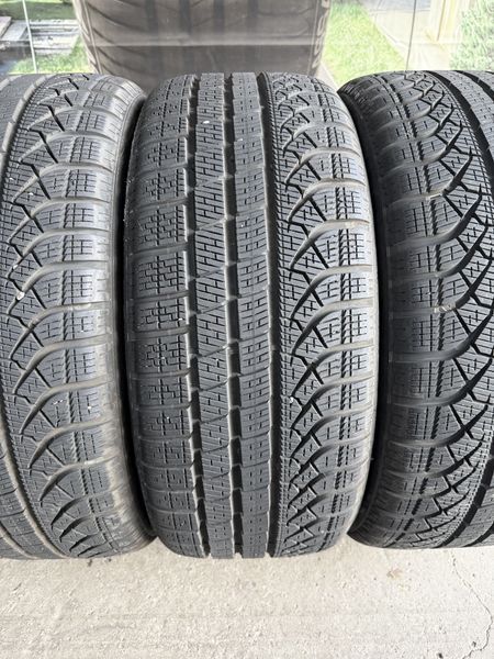 245/45/19 PIRELLI 4бр
