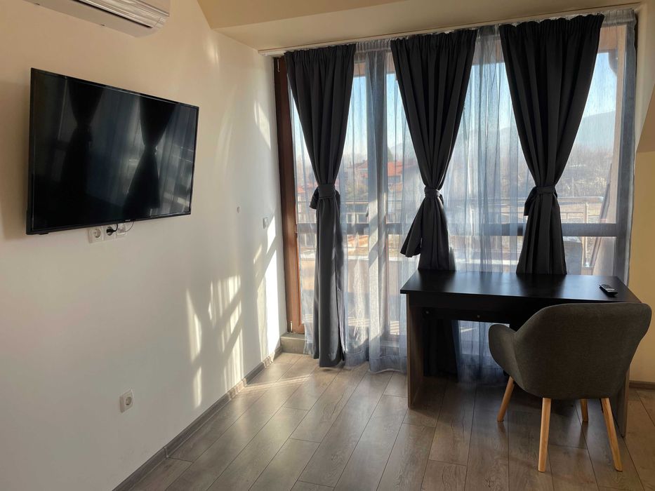 Дава се под наем Ателие в София, Дружба 2 - 55 кв.м за 1020 € - Снимка #1