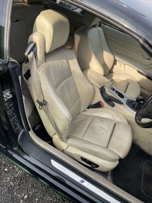 Dezmembrez BMW 320i E93 Cabrio 170cp