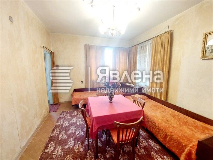 Продава се Етаж от къща в Ямбол, Каргон - 88 кв.м за 1364 €/кв.м - Снимка #1