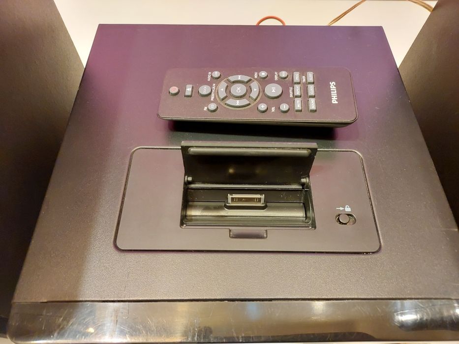 Sistem audio Philips.CD-MP3,tuner RDS,telecomandă. Perfect funcțional