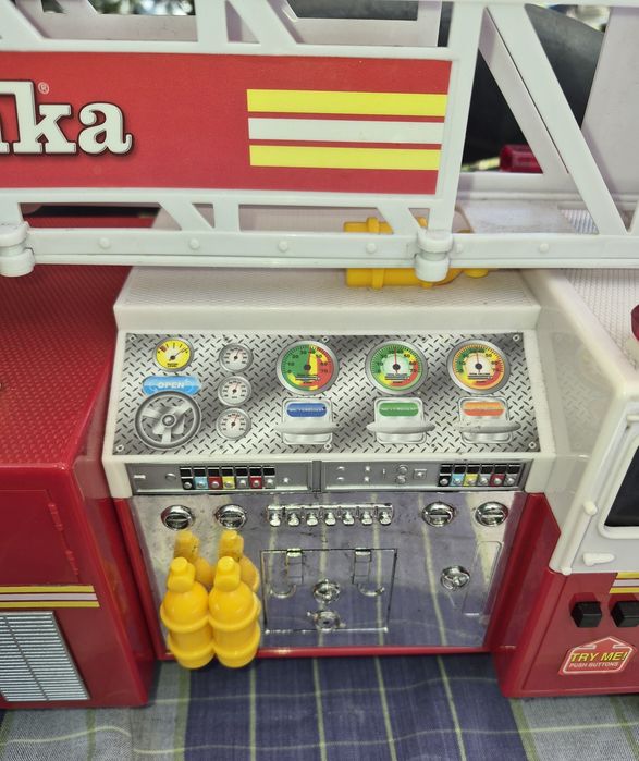 Огромен Камион пожарна Tonka със звуци и светлини