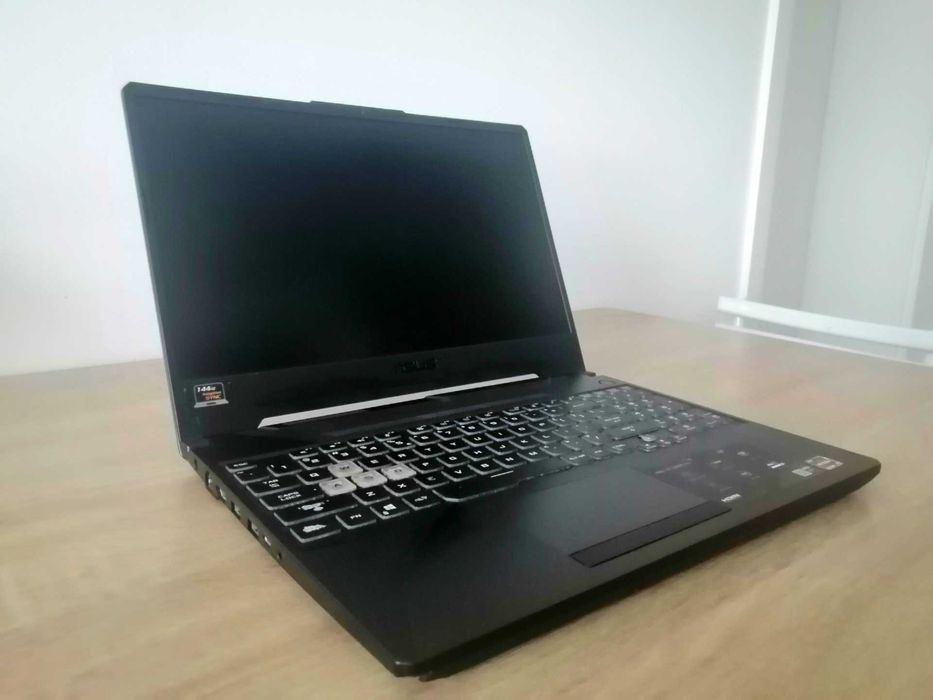 Laptop Gaming Asus TUF A15 Ryzen 7 / GTX 1660 Ti 6GB VRAM / 16GB RAM