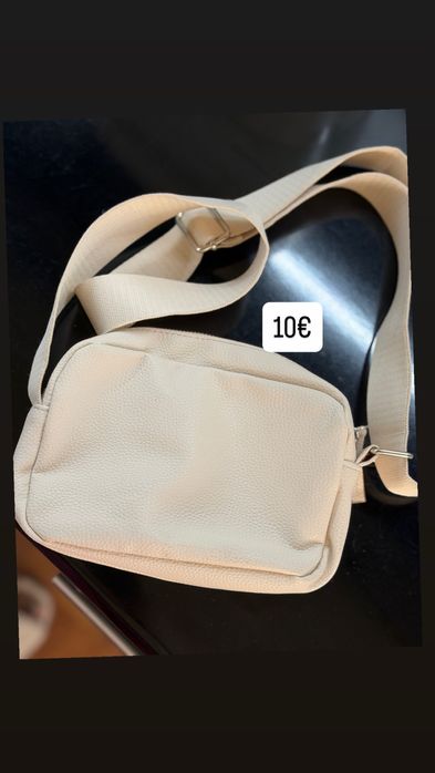 Разпродажба на чанти