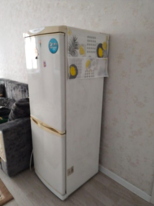 Холодильник продам