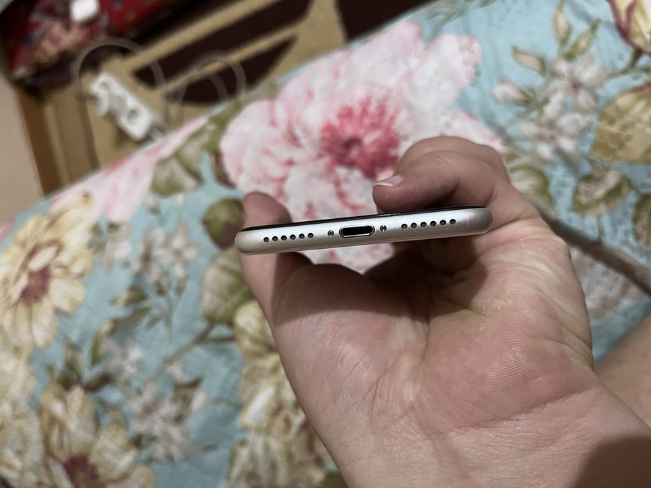 Iphone se 64 gbb