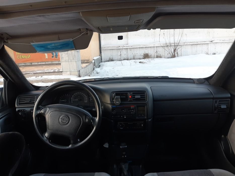 Продам Опель вектра А 1994год 2.0