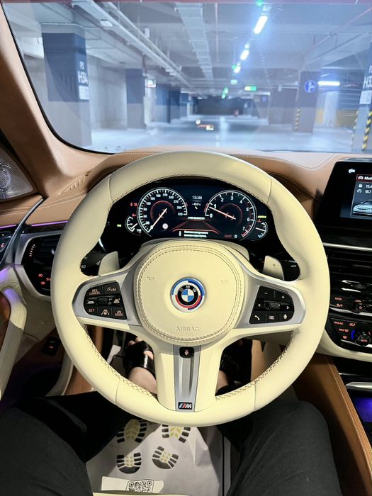 Продам свою Bmw G30 2017 (f90) Полный Фуловой комплектации!