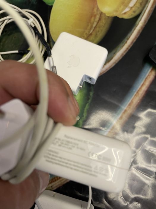 Зарядни Apple macbook