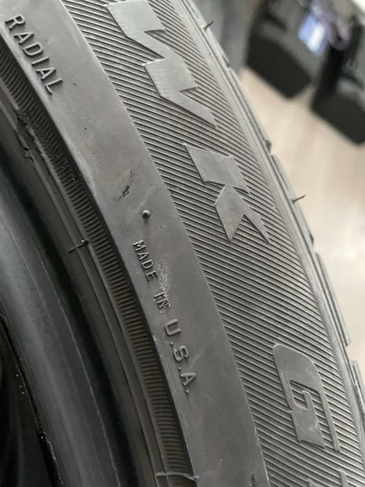 Продам шины 245/45 R20