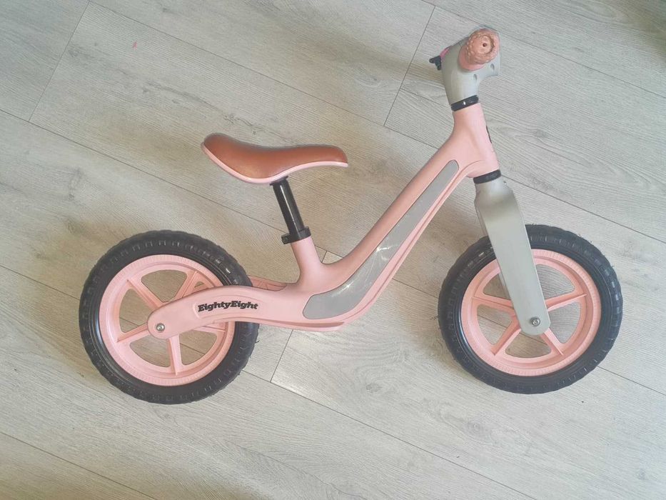 Bicicleta fara pedale EightyEight cu lumini si muzica Toddler, roti spuma EVA, 12 inch, roz deschis