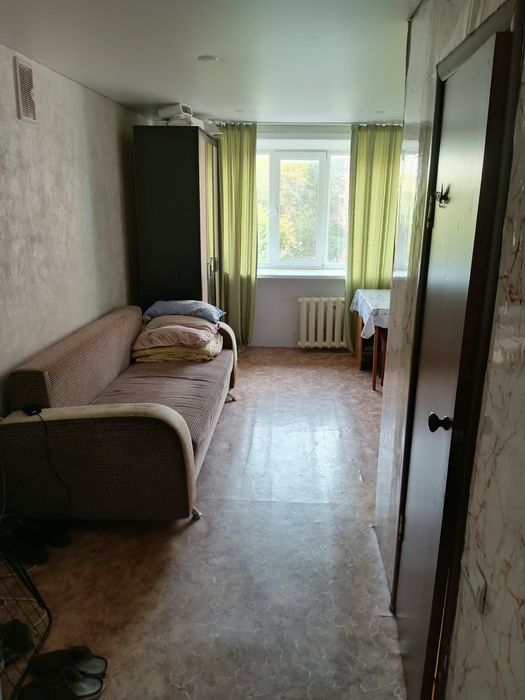 Однокомнатная квартира в бывшем общежитии. Олжабай Батыра 37.