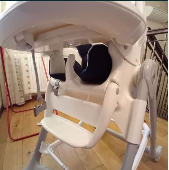 Scaun de masa Cam Campione.