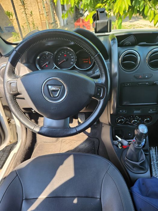 Dacia Duster 125hp benzin 125000km