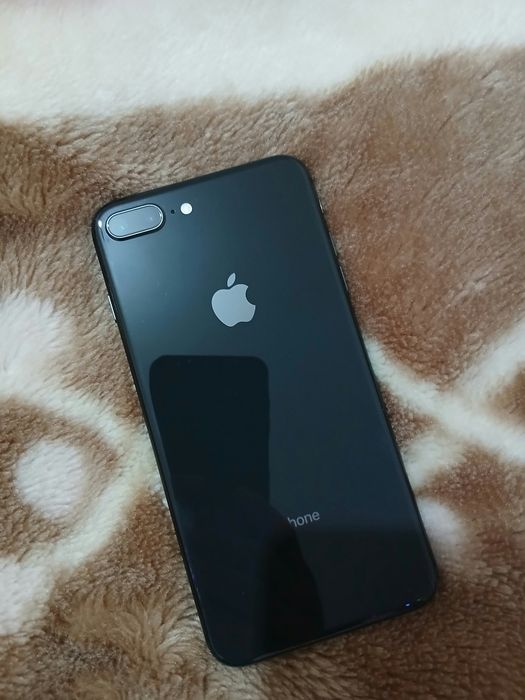 Iphone 8 plus 64 gb qora