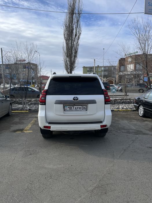 Аренда машина с водителем