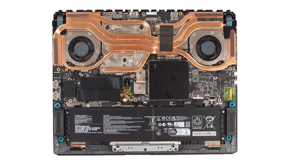 MSI Vector 16 HX AI A2XW