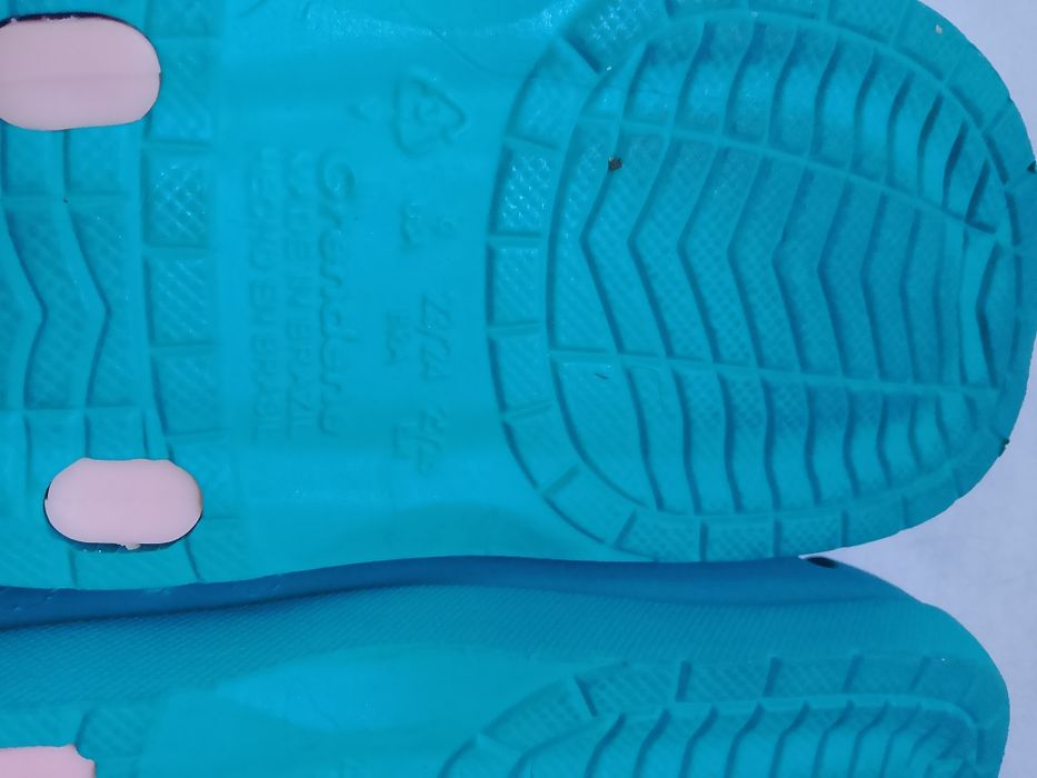 Босоножки на девочку.