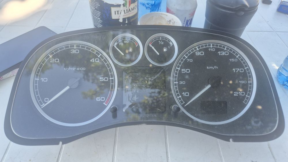 Оригинално Табло/ Километраж за Пежо 307Диздл  2001- 2006
