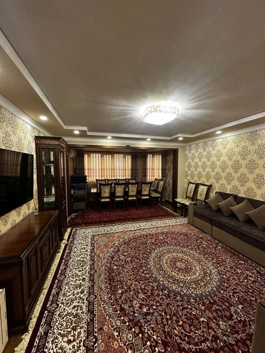 Продается 4/9/9 ком квартира напротив мечеть Новза бунёдкор