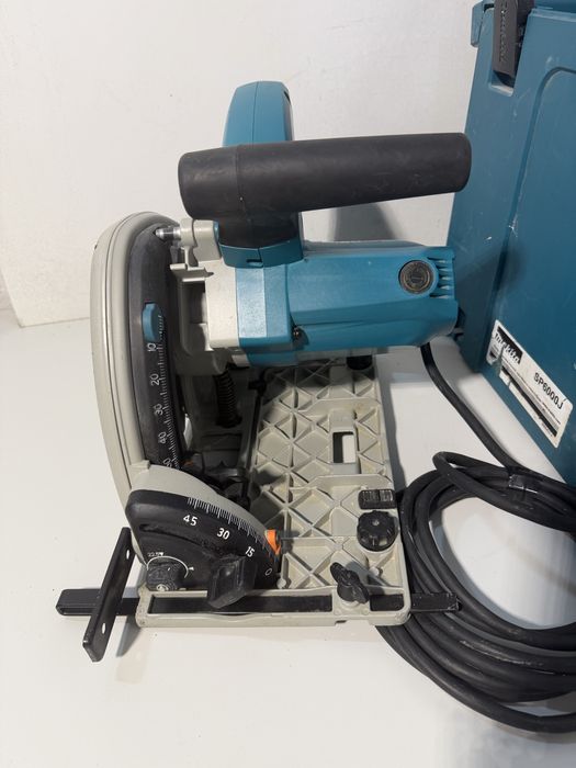 Makita SP 6000 J circular prin plonjare