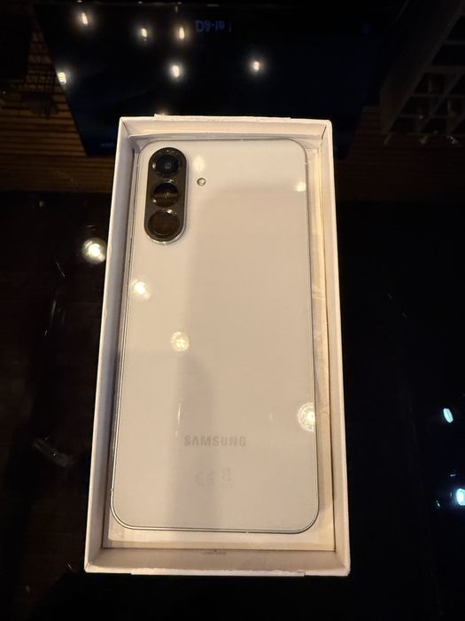 iphone 14 pro256 gb/iphone 14128 gb /samsung A56 5G