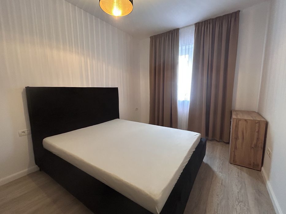 Inchiriez apartament cu 2 camere