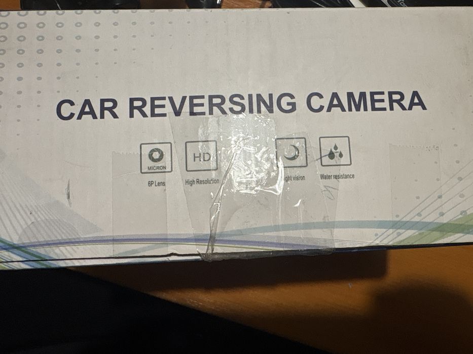 Cameră marșarier Tomoia + monitor HD – Set complet, stare foarte bună