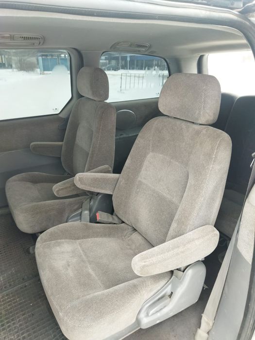 Продам Kia carnival