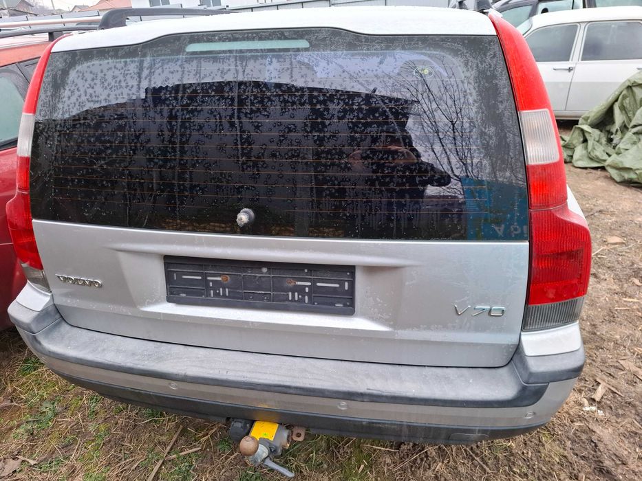 Dezmembrez  volvo V50, V70  ,S80 an fab 2008 motor diesel 2.4