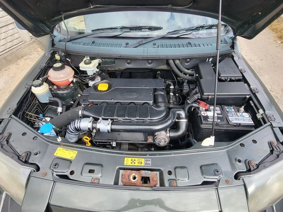 bara fata/capota/aripi/motor/cutie land rover freelander 2005 2.0 d 4x