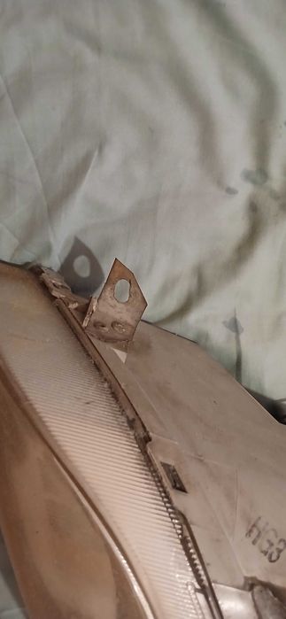 Фар за авео 2007