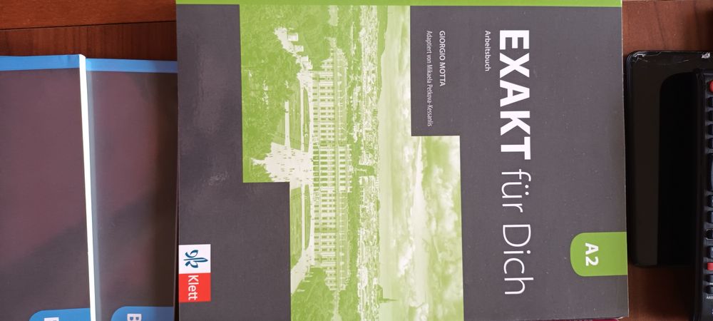 Комплект нови учебници и помагала по немски език за 8 клас  КЛЕТ