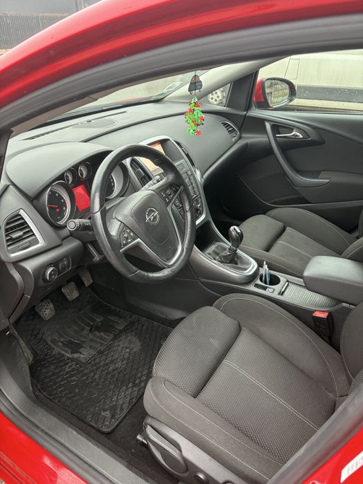 Opel Astra J 1.6 CDTI • Hatchback • Bi-Xenon • Euro 6