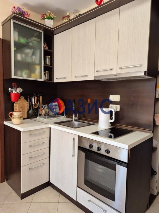 Продава се Двустаен апартамент в к.к. Слънчев бряг - 55 кв.м за 1882 €/кв.м - Снимка #13