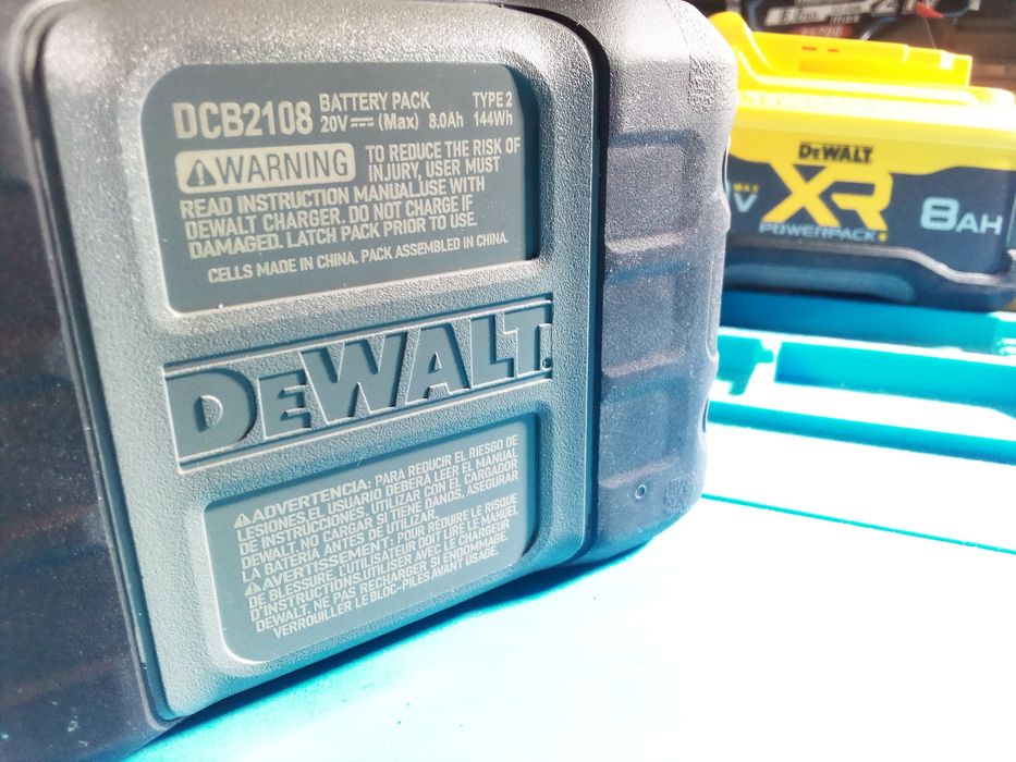DeWalt батарея dcb2108 dcb2104 Девольт tabless поверпак