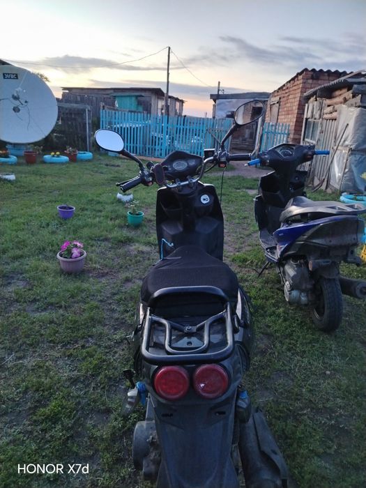 Продам скутор 150кб 85тыс