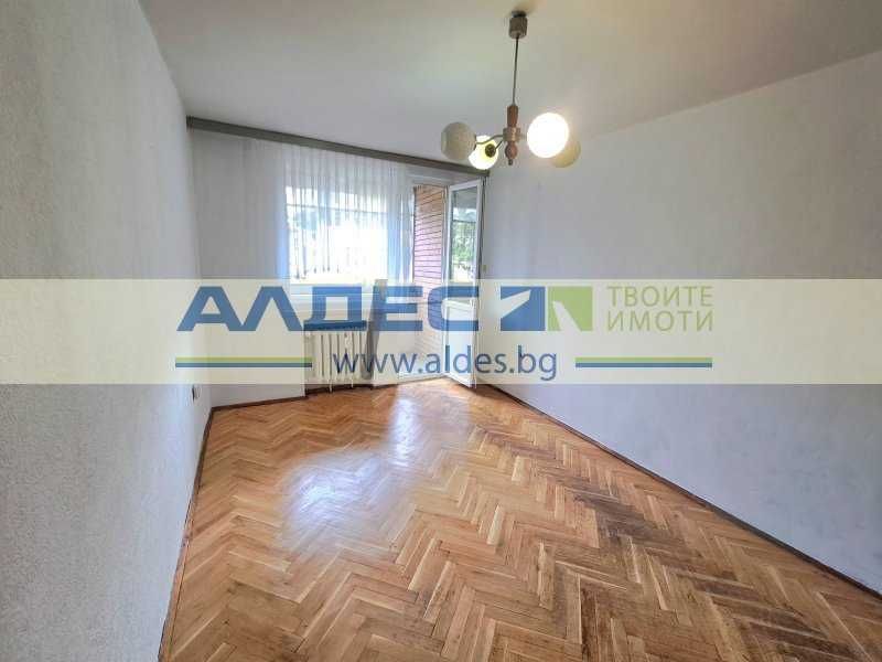 Дава се под наем Двустаен апартамент в София, Хиподрума - 70 кв.м за 500 € - Снимка #11