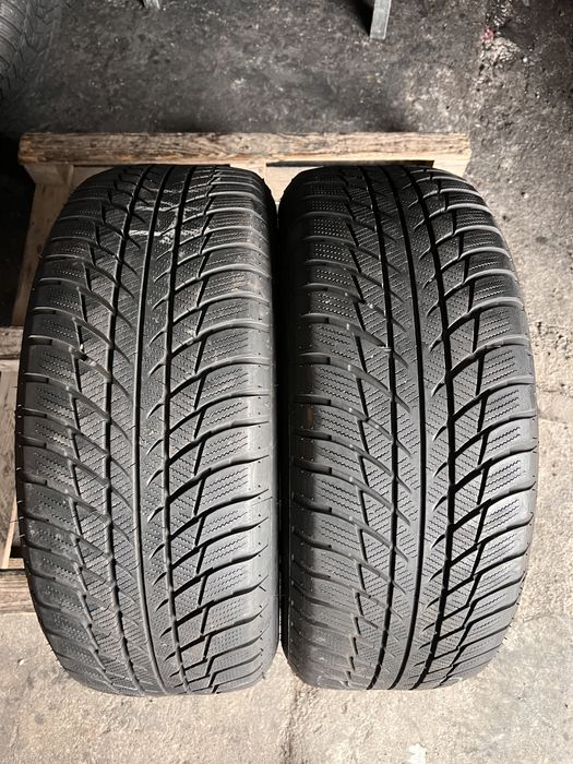2 anvelope iarna 225/55/17 , Bridgestone , RunFlat , DOT 2022 !