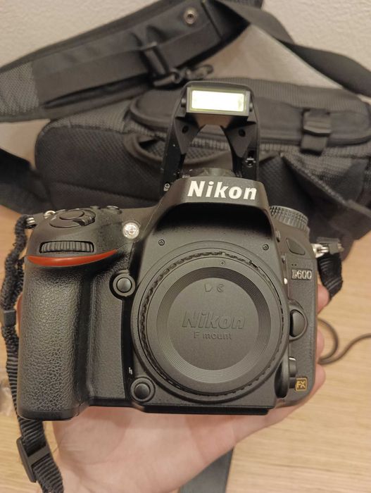 Nikon D600 комплект
