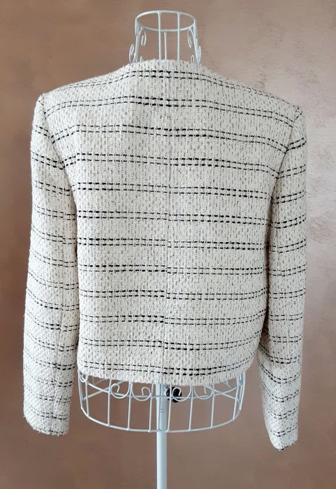 Буклено сако в бежов цвят "Zara"