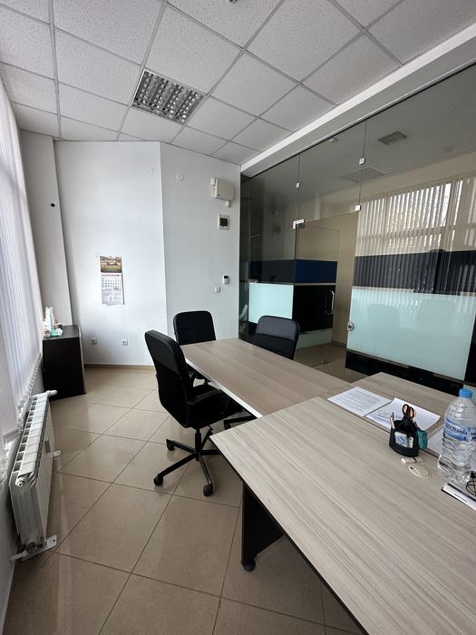 Дава се под наем Офис в София, Младост 1А - 19 кв.м за 255 € - Снимка #4